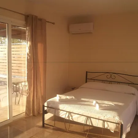 Nereids Apartments-Erato Petalidi Exterior photo